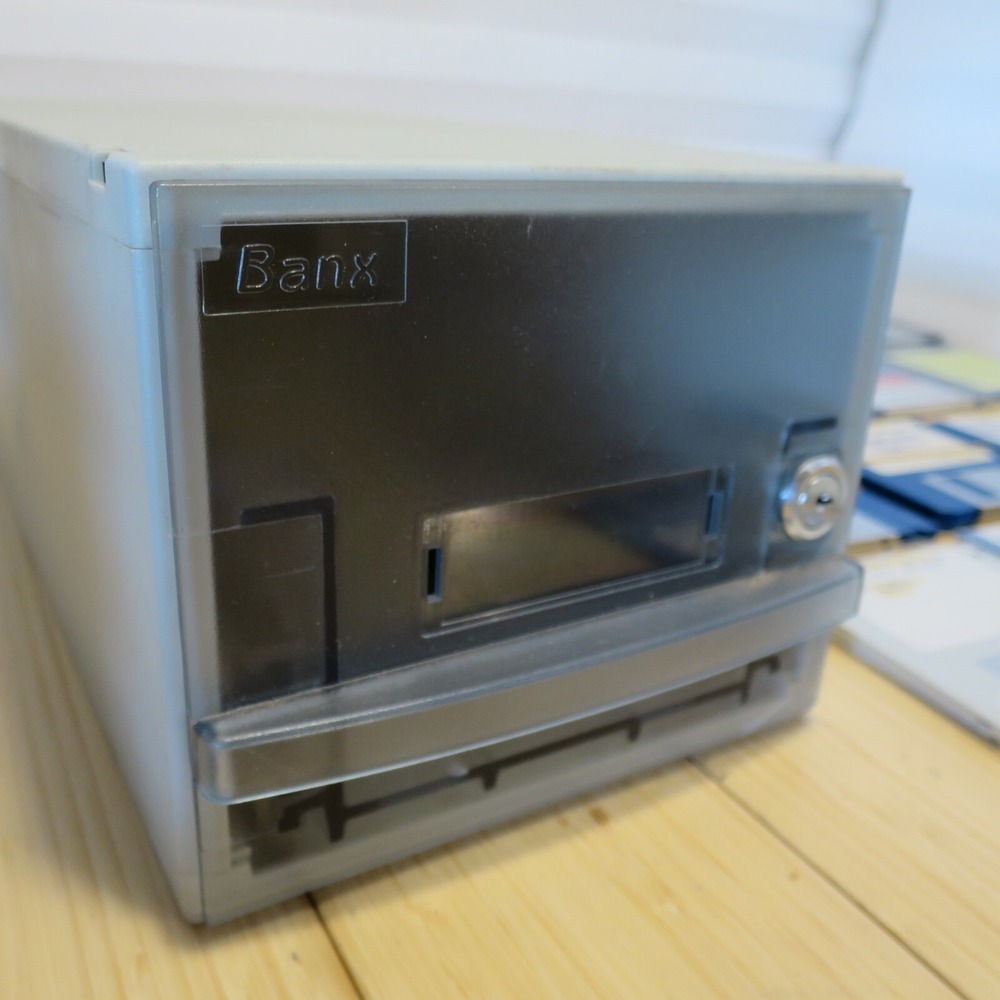 Untested Lot of PC Computer Software 3.5 in. Floppy Disks in Banx Storage Caddy - Picture 14 of 16